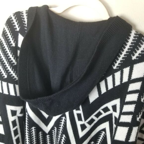 Express Womens Poncho Sweater Geometric Aztec Ethnic Tribal One Size Hooded Boho - Picture 9 of 9
